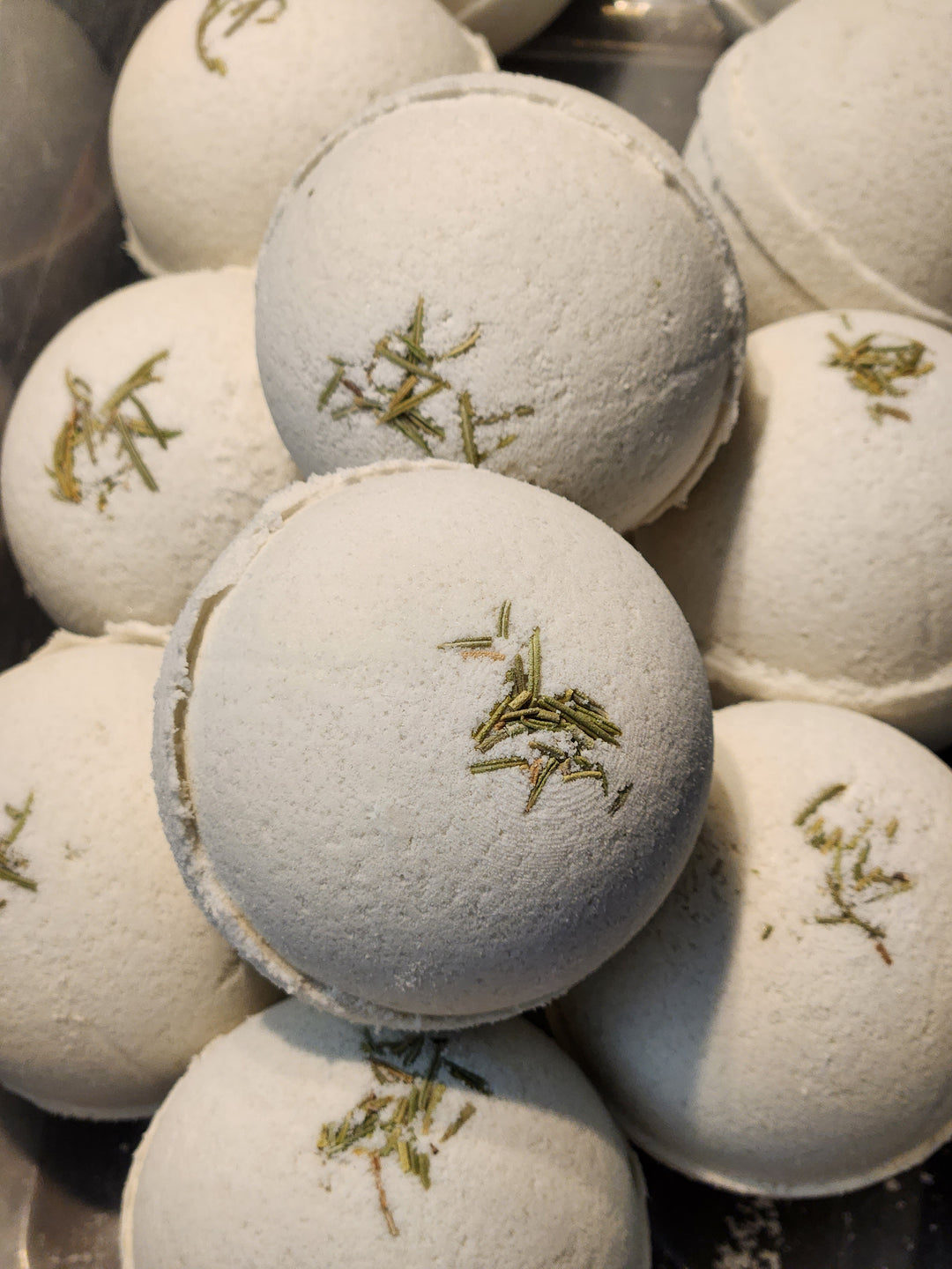 Rosemary and Spearmint Bath Bomb